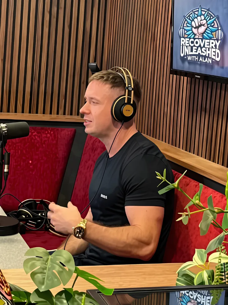 Alan McGovern on the Recovery Unleashed set at Magic Door Studio