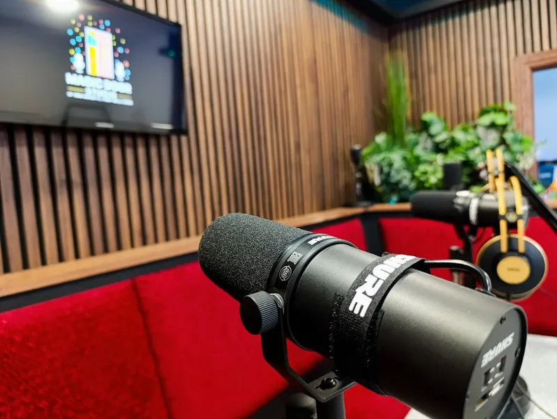 Shure SM7B microphone macro in Studio 1